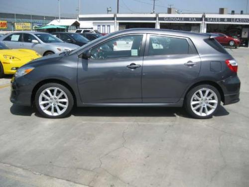Photo Image Gallery & Touchup Paint: Toyota Matrix in Magnetic Gray Metallic  (1G3)  YEARS: 2009-2013