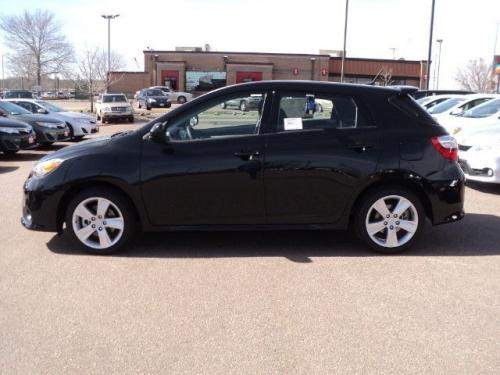 Photo Image Gallery & Touchup Paint: Toyota Matrix in Black Sand Pearl  (209)  YEARS: 2009-2013