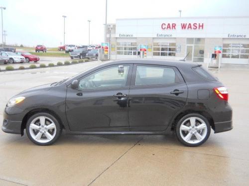 Photo Image Gallery & Touchup Paint: Toyota Matrix in Black Sand Pearl  (209)  YEARS: 2009-2013
