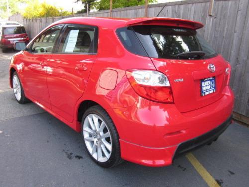 Photo Image Gallery & Touchup Paint: Toyota Matrix in Radiant Red   (3L5)  YEARS: 2009-2012