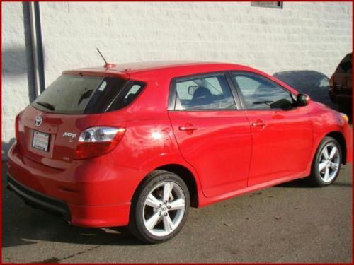 Photo Image Gallery & Touchup Paint: Toyota Matrix in Radiant Red   (3L5)  YEARS: 2009-2012