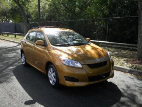 Photo Image Gallery & Touchup Paint: Toyota Matrix in Sundance Metallic   (4T6)  YEARS: 2009-2010