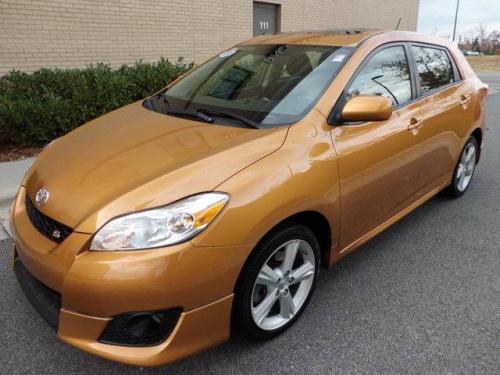 Photo Image Gallery & Touchup Paint: Toyota Matrix in Sundance Metallic   (4T6)  YEARS: 2009-2010