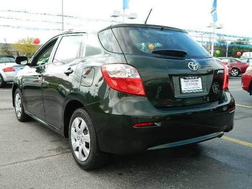 Photo Image Gallery & Touchup Paint: Toyota Matrix in Spruce Mica   (6V4)  YEARS: 2011-2013