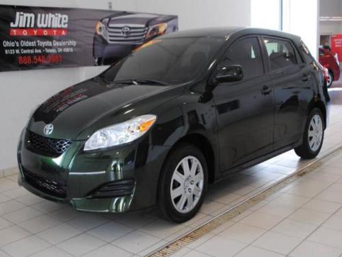 Photo Image Gallery & Touchup Paint: Toyota Matrix in Spruce Mica   (6V4)  YEARS: 2011-2013