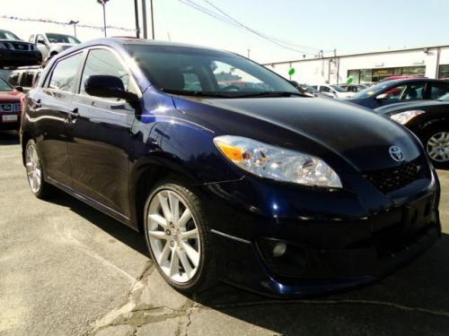 Photo Image Gallery & Touchup Paint: Toyota Matrix in Nautical Blue Metallic  (8S6)  YEARS: 2009-2013