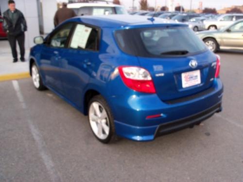 Photo Image Gallery & Touchup Paint: Toyota Matrix in Blue Streak Metallic  (8T7)  YEARS: 2009-2010