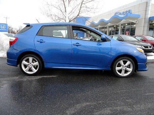Photo Image Gallery & Touchup Paint: Toyota Matrix in Blue Streak Metallic  (8T7)  YEARS: 2009-2010