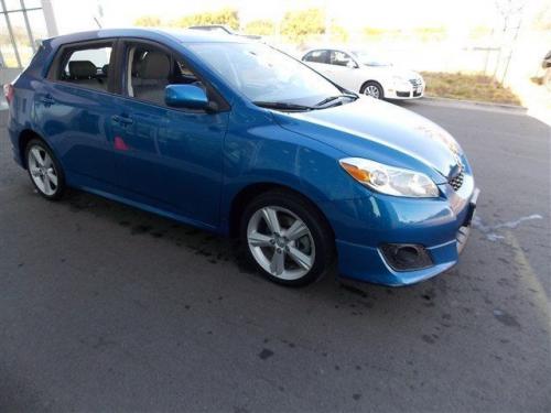 Photo Image Gallery & Touchup Paint: Toyota Matrix in Blue Streak Metallic  (8T7)  YEARS: 2009-2010