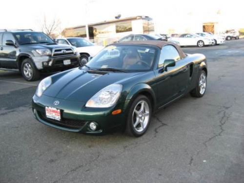 Photo Image Gallery & Touchup Paint: Toyota Mr2 in Electric Green Mica  (6R4)  YEARS: 2001-2005