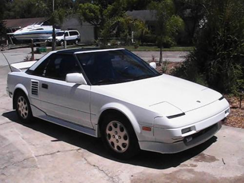 Photo Image Gallery & Touchup Paint: Toyota Mr2 in Super White   (040)  YEARS: 1985-1988