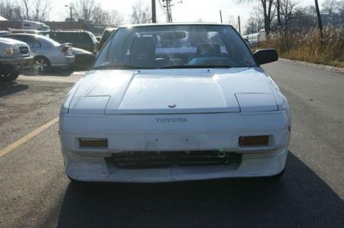 Photo Image Gallery & Touchup Paint: Toyota Mr2 in Super White   (040)  YEARS: 1985-1988