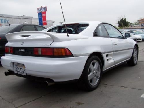 Photo Image Gallery & Touchup Paint: Toyota Mr2 in Super White   (040)  YEARS: 1993-1995