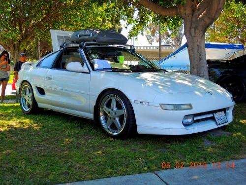 Photo Image Gallery & Touchup Paint: Toyota Mr2 in Super White   (040)  YEARS: 1993-1995