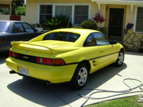 Photo Image Gallery & Touchup Paint: Toyota Mr2 in Signal Yellow   (567)  YEARS: 1991-1993