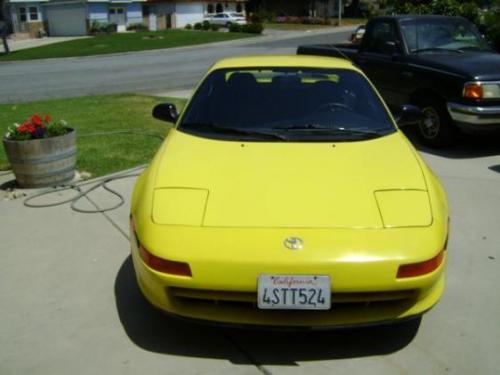 Photo Image Gallery & Touchup Paint: Toyota Mr2 in Signal Yellow   (567)  YEARS: 1991-1993