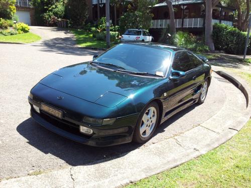 Photo Image Gallery & Touchup Paint: Toyota Mr2 in Dark Emerald Pearl  (6M1)  YEARS: 1994-1995