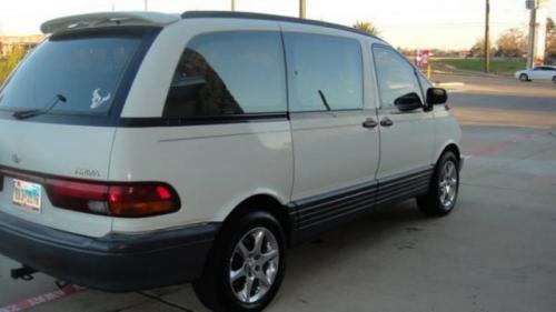 Photo Image Gallery & Touchup Paint: Toyota Previa in White    (041)  YEARS: 1991-1997