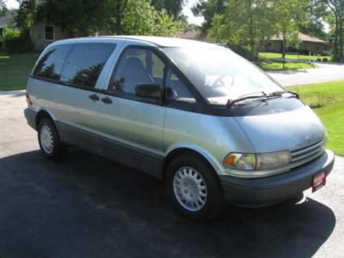Photo Image Gallery & Touchup Paint: Toyota Previa in Silverleaf Metallic   (6L3)  YEARS: 1991-1994