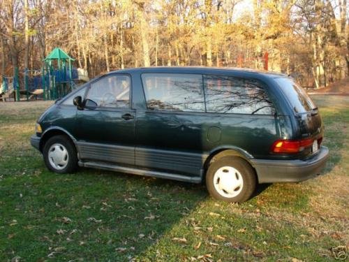 Photo Image Gallery & Touchup Paint: Toyota Previa in Evergreen Pearl   (751)  YEARS: 1994-1997