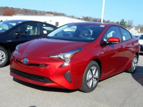 Photo Image Gallery & Touchup Paint: Toyota Prius in Hypersonic Red   (3T7)  YEARS: 2016-2017