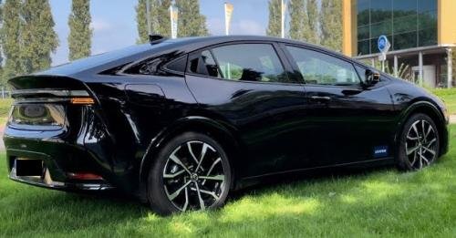Photo of a 2023-2024 Toyota Prius in Midnight Black Metallic (paint color code 218