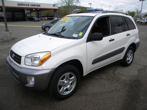 Photo Image Gallery & Touchup Paint: Toyota Rav4 in Natural White   (056)  YEARS: 2001-2003