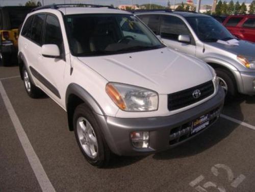 Photo Image Gallery & Touchup Paint: Toyota Rav4 in Natural White   (056)  YEARS: 2001-2003