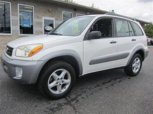 Photo Image Gallery & Touchup Paint: Toyota Rav4 in Natural White   (056)  YEARS: 2001-2003