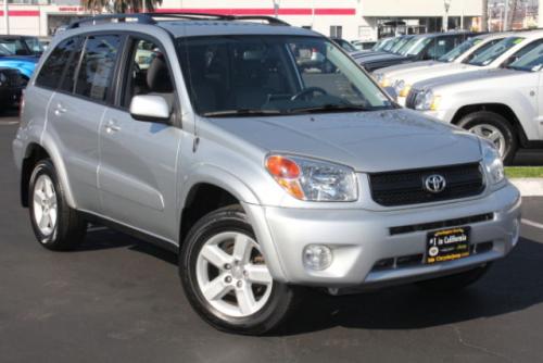 Photo Image Gallery & Touchup Paint: Toyota Rav4 in Titanium Metallic   (1D4)  YEARS: 2001-2005