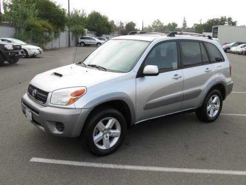 Photo Image Gallery & Touchup Paint: Toyota Rav4 in Titanium Metallic   (1D4)  YEARS: 2001-2005