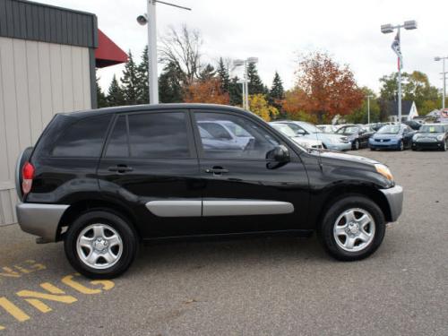 Photo Image Gallery & Touchup Paint: Toyota Rav4 in Black    (202)  YEARS: 2001-2005
