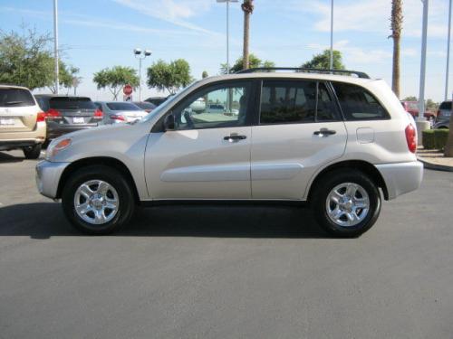 Photo Image Gallery & Touchup Paint: Toyota Rav4 in Savannah Metallic   (4R4)  YEARS: 2004-2005