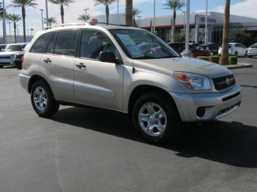 Photo Image Gallery & Touchup Paint: Toyota Rav4 in Savannah Metallic   (4R4)  YEARS: 2004-2005
