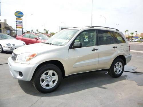 Photo Image Gallery & Touchup Paint: Toyota Rav4 in Savannah Metallic   (4R4)  YEARS: 2004-2005