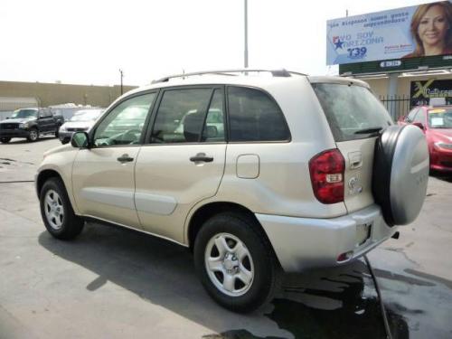 Photo Image Gallery & Touchup Paint: Toyota Rav4 in Savannah Metallic   (4R4)  YEARS: 2004-2005