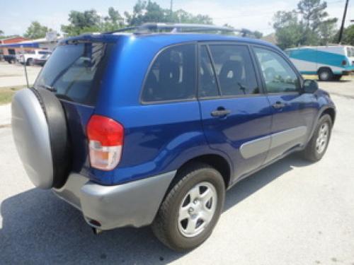 Photo Image Gallery & Touchup Paint: Toyota Rav4 in Spectra Blue Mica  (8M6)  YEARS: 2001-2005