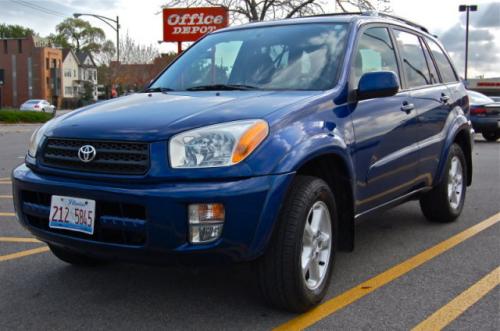 Photo Image Gallery & Touchup Paint: Toyota Rav4 in Spectra Blue Mica  (8M6)  YEARS: 2001-2005