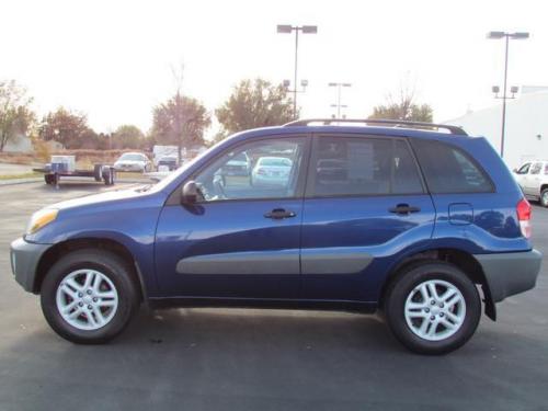 Photo Image Gallery & Touchup Paint: Toyota Rav4 in Spectra Blue Mica  (8M6)  YEARS: 2001-2005