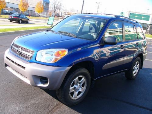 Photo Image Gallery & Touchup Paint: Toyota Rav4 in Spectra Blue Mica  (8M6)  YEARS: 2001-2005