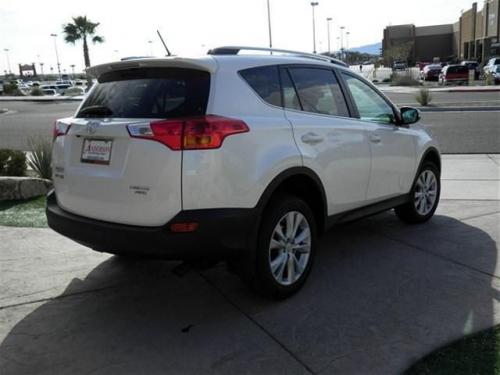 Photo Image Gallery & Touchup Paint: Toyota Rav4 in Blizzard Pearl   (070)  YEARS: 2013-2017