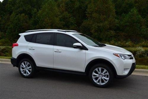 Photo Image Gallery & Touchup Paint: Toyota Rav4 in Blizzard Pearl   (070)  YEARS: 2016-2017