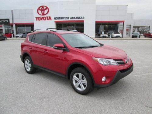 Photo Image Gallery & Touchup Paint: Toyota Rav4 in Barcelona Red Metallic  (3R3)  YEARS: 2013-2017
