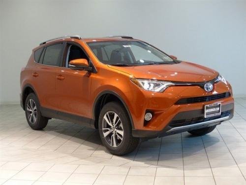 Photo Image Gallery & Touchup Paint: Toyota Rav4 in Hot Lava   (4R8)  YEARS: 2015-2016