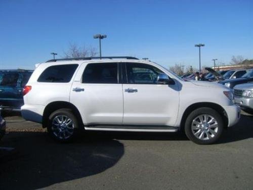 Photo Image Gallery & Touchup Paint: Toyota Sequoia in Arctic Frost Pearl  (071)  YEARS: 2008-2008