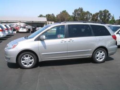 toyota sienna Photo Example of Paint Code 1D7