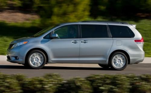 Photo Image Gallery & Touchup Paint: Toyota Sienna in Silver Sky Metallic  (1D6)  YEARS: 2011-2017