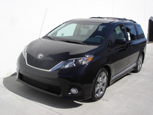 Photo Image Gallery & Touchup Paint: Toyota Sienna in Black    (202)  YEARS: 2011-2014