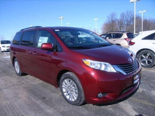 Photo Image Gallery & Touchup Paint: Toyota Sienna in Salsa Red Pearl  (3Q3)  YEARS: 2011-2017