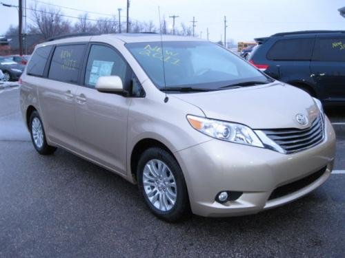 toyota sienna Photo Example of Paint Code 4T8